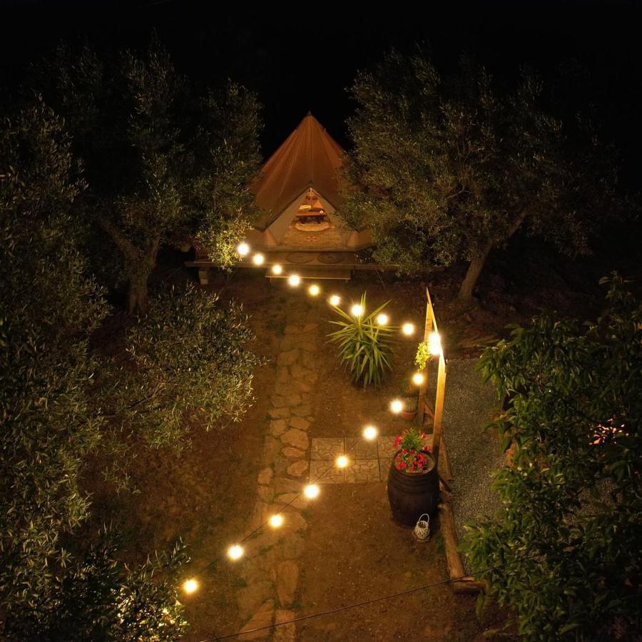 Отель Golden Camp Фалерна Экстерьер фото